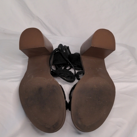 Just Fab chunky strappy heels (fits like 8.5) - Picture 3 of 6